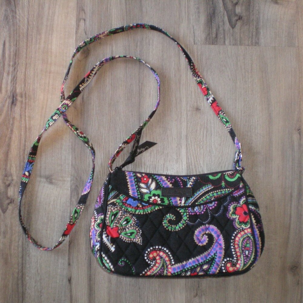Fabulous Vera Bradly Bag/Purse Black w/Paisley Design  Never Used